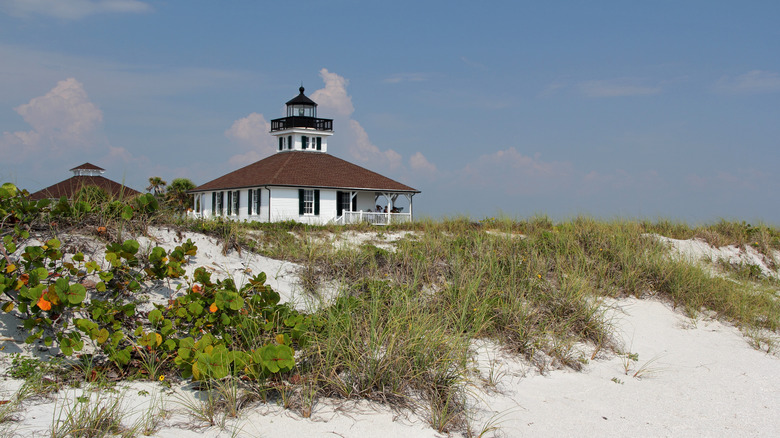 museum by dunes on Gasparilla Island