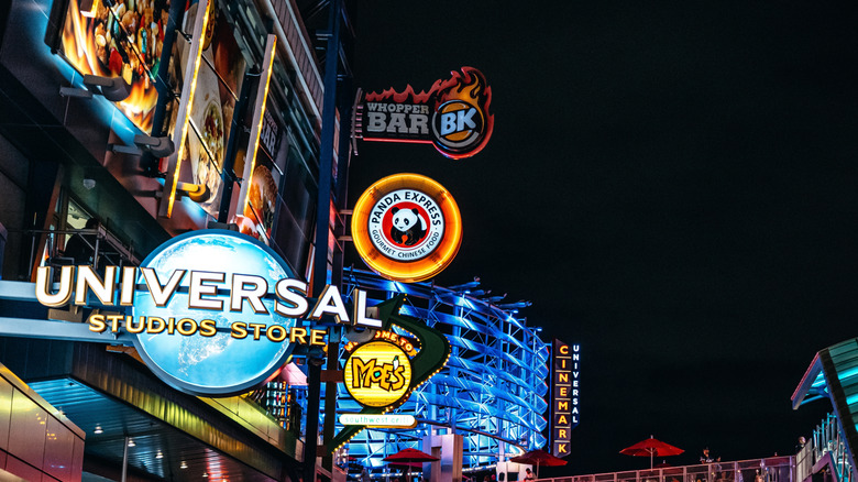 Crowds at Universal Orlando CityWalk