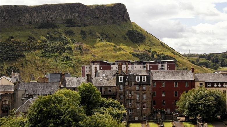 A mountain and houses