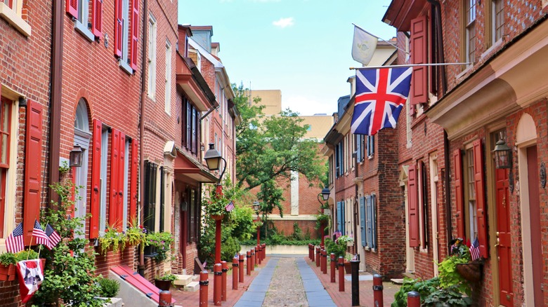 Elfreth's Alley in Philadelphia