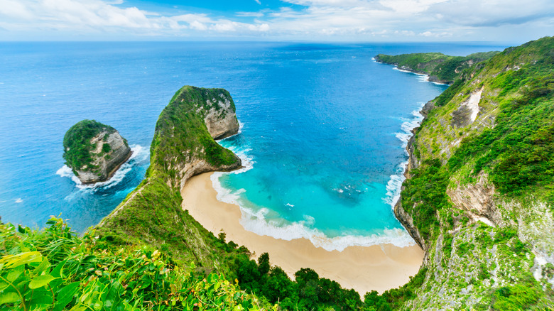 Beach on Nusa Penida