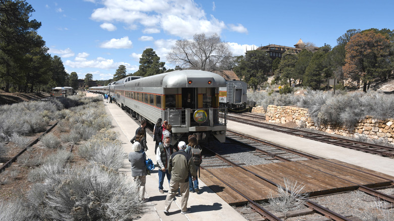 Passengers boarding the Grand Canyon Railway Train