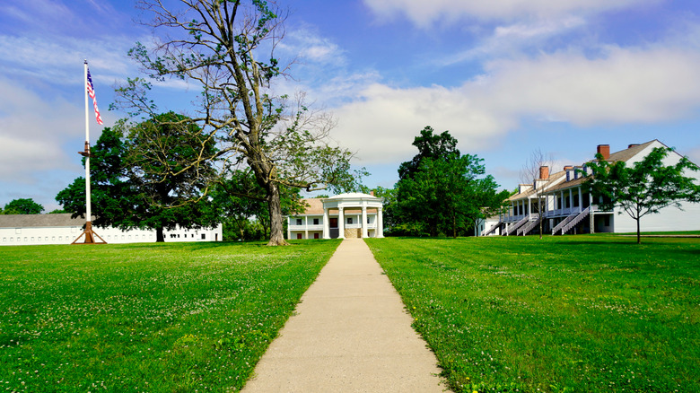 Fort Scott memorial buildings and green landscaping in Kansas