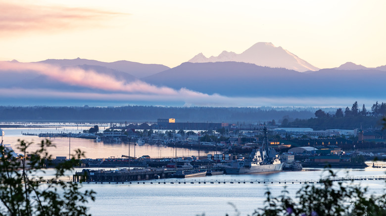 Mountain view from Everett, WA