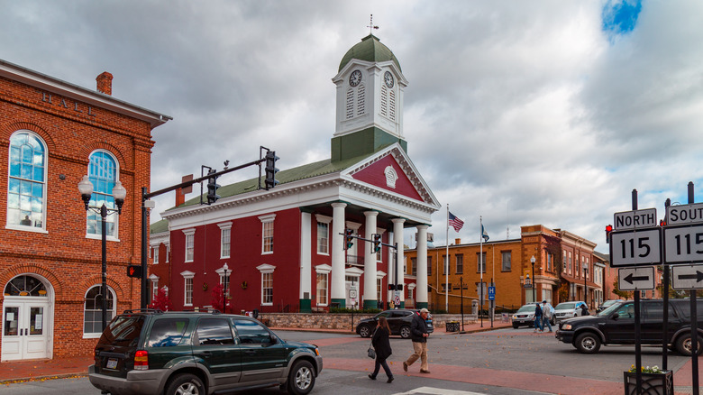 Exterior of the historic Charles Town Court House