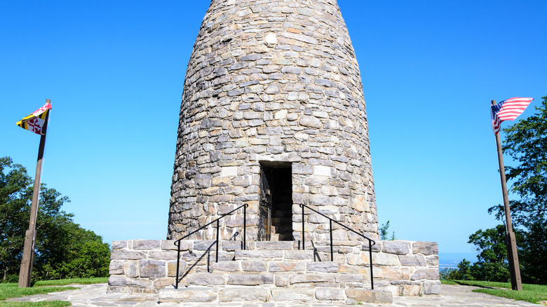 The 40 feet tall Washington Monument in Maryland