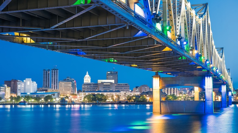 Bridge and skyline in Peoria, Illinois