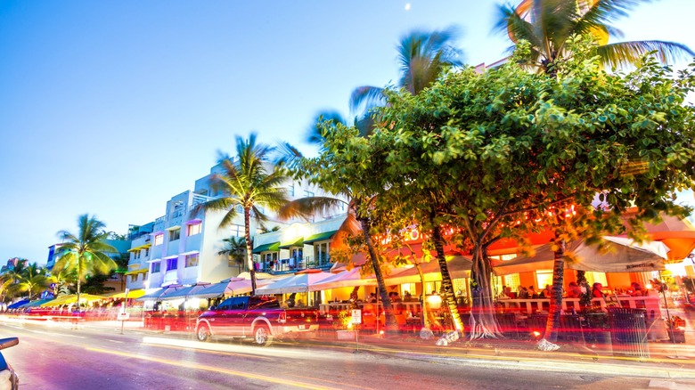 Miami street low exposure shot