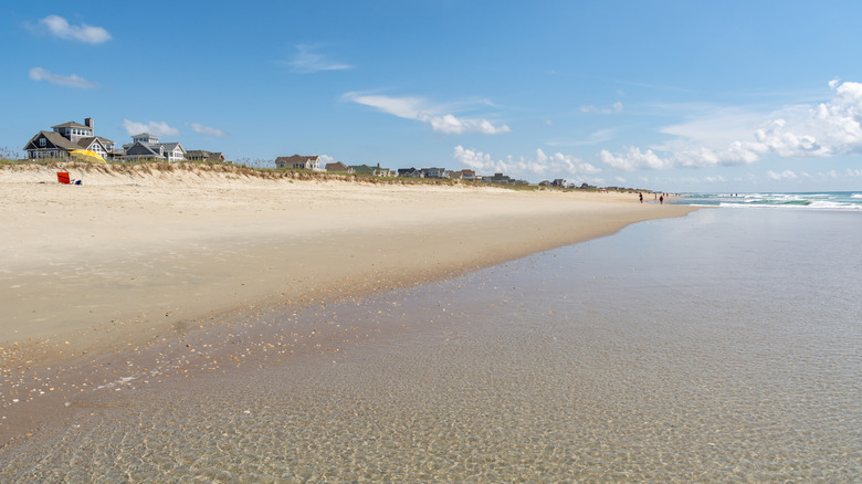 Homes along the beach in Hatteras Village, North Carolina