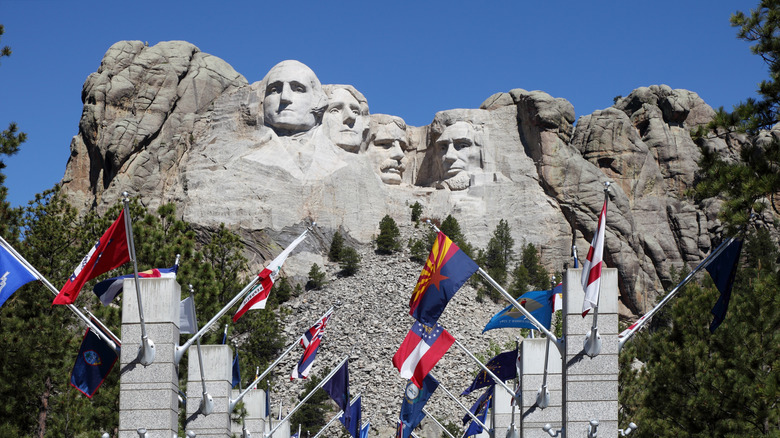 Flags leading to Mount Rushmore