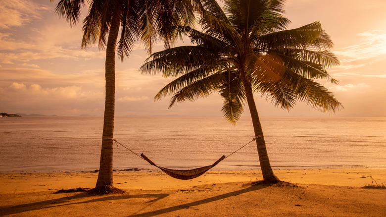 Bo Thong Lang beach at sunset