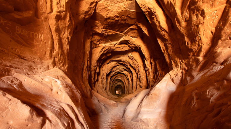 Belly of the Dragon in Utah