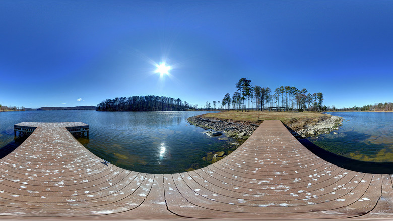 The Lake Guntersville shoreline