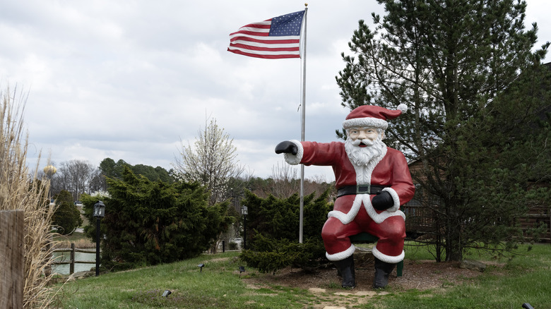 Santa Claus statue in Santa Claus, Indiana