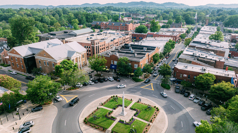 Franklin, Tennessee, Main Street landscape