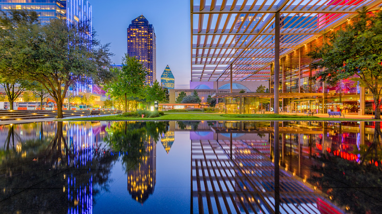 Dallas Arts District at twilight