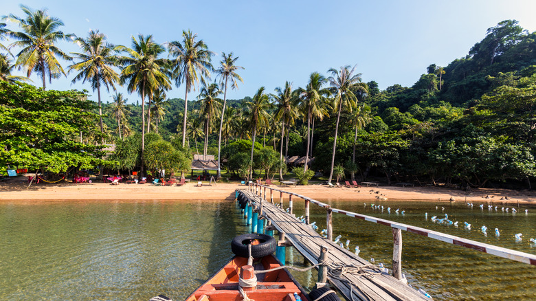 Koh Tonsay pier