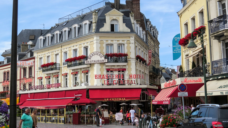 Trouville-sur-Mer restaurant brasserie Le Central France