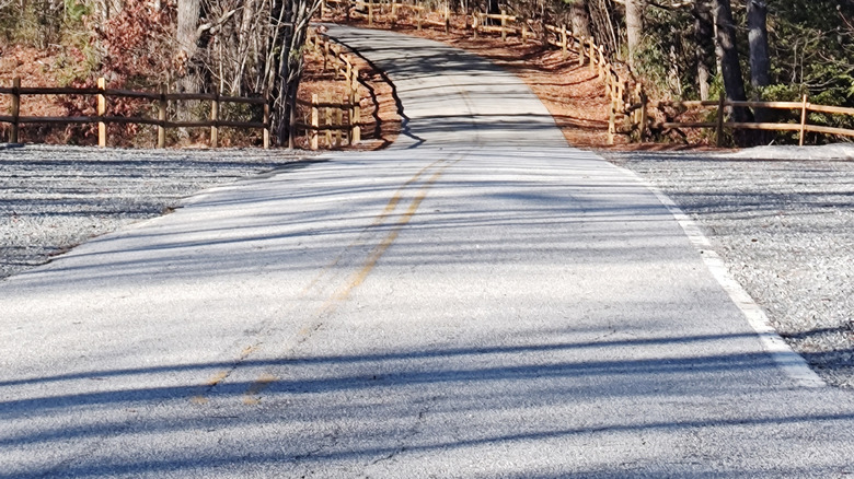 The path to Pretty Place Chapel