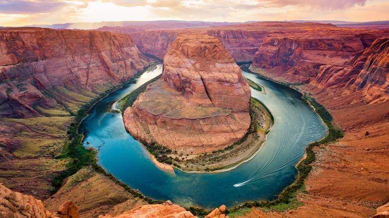 Horseshoe Bend with pristine blue water