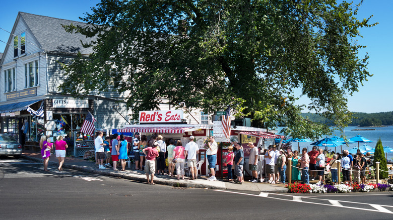 Diners lined up for Red's Eats lobster shack