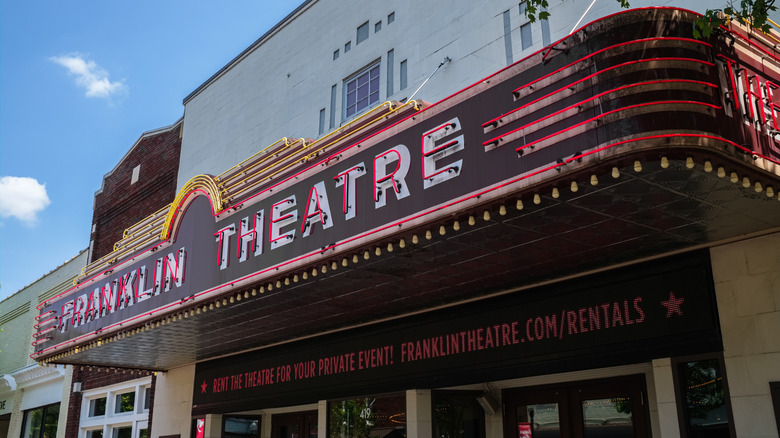 Frontal view of Franklin Theatre in Franklin, TN