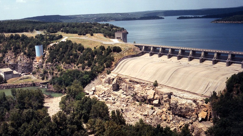 An aerial view of Tenkiller dam