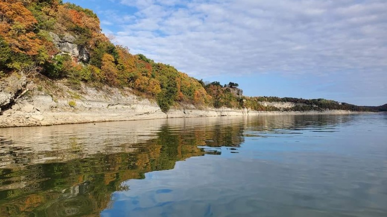 A view of the shoreline at Tenkiller State Park