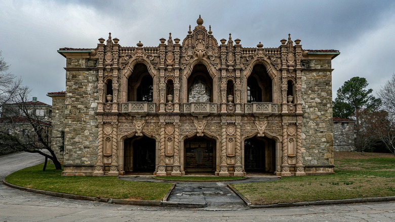 Westview Abbey at Westview Cemetery