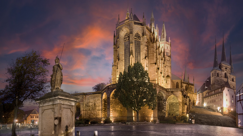 Erfurt Cathedral at night