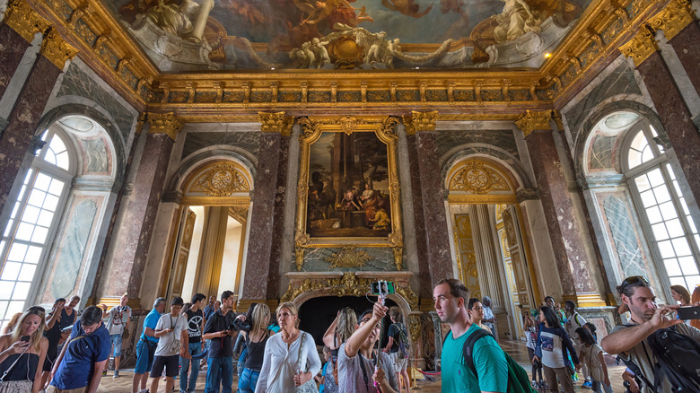 Tourists in Versailles