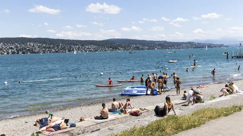 Beach visitors at Lake Zurich