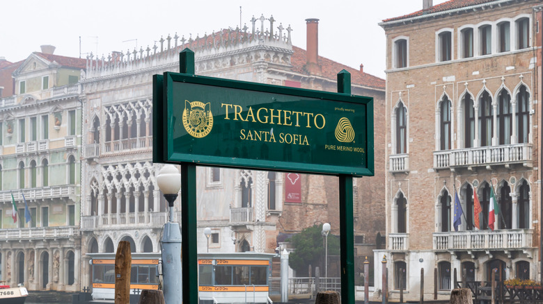 traghetto sign in Venice, Italy