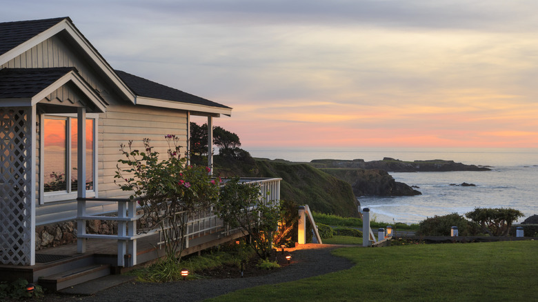 Cottage overlooking Mendocino waters at sunset