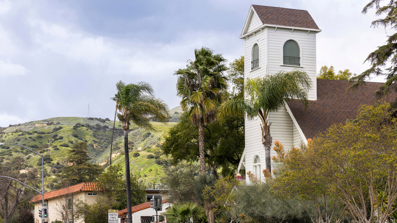 Building and trees in Fillmore, California