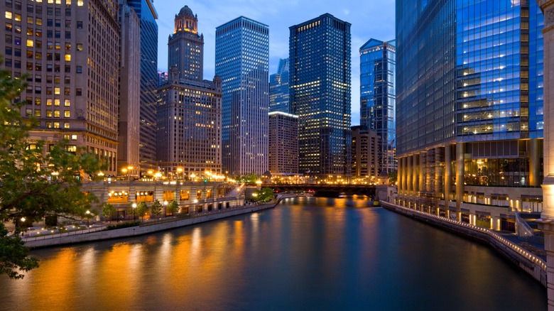 Buildings of downtown Chicago seen from the Chicago River