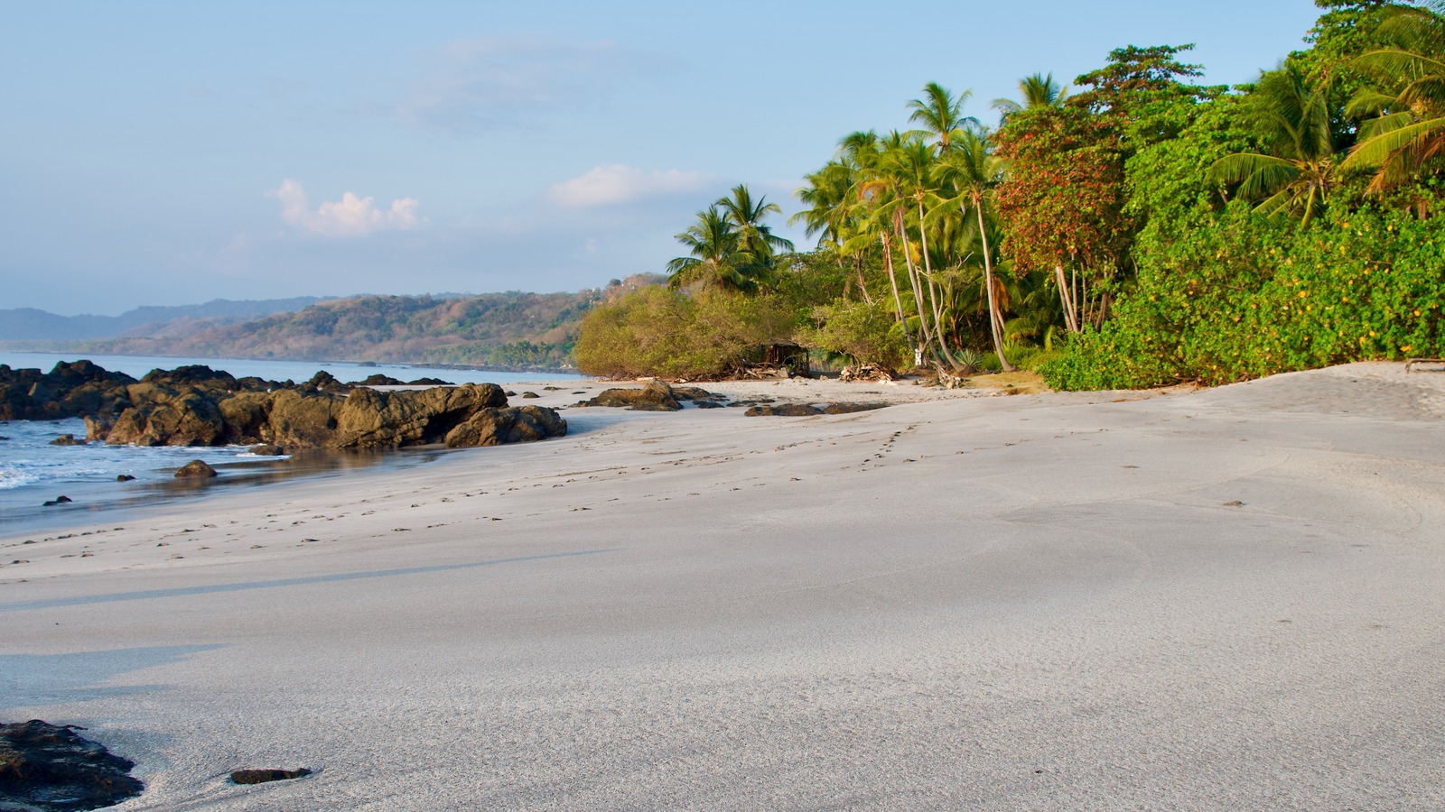 Costa Rica's Best Beach Town For Thrill Seekers Is An Uncrowded ...