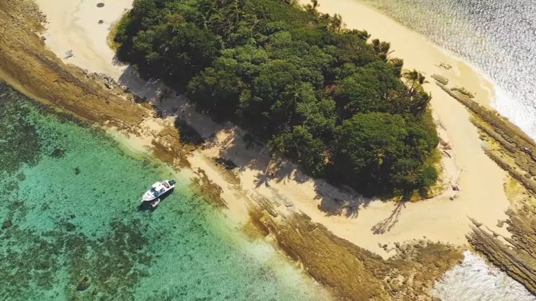 Nanuku Resort Fiji aerial view