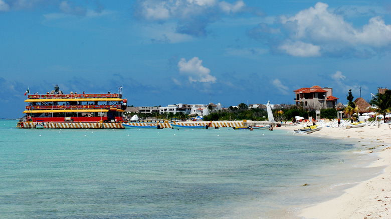 Playa Mia Grand Beach Park