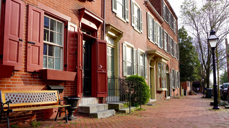 New Castle, Delaware, historic district housing