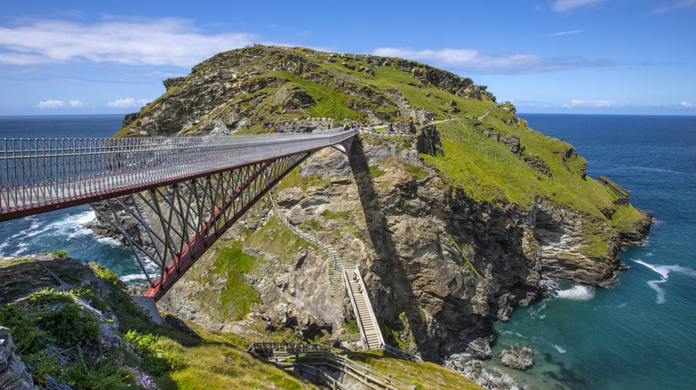 Bridge to the island at Tintagel