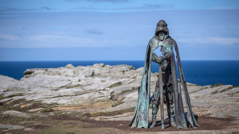 Metal sculpture of King Arthur