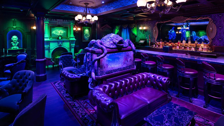 Haunted Parlor Disney Treasure cruise ship