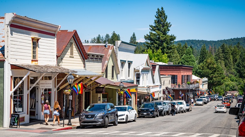 Nevada City main street