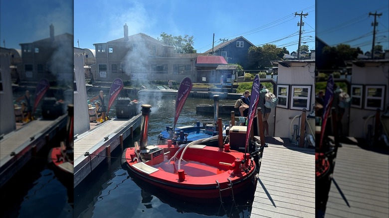 Lake Union Hot Tub Boats in Seattle, Washington