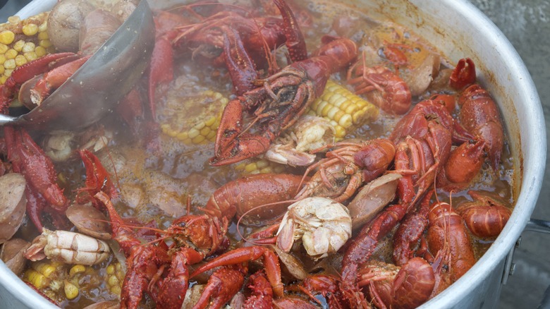 Fresh seafood boil