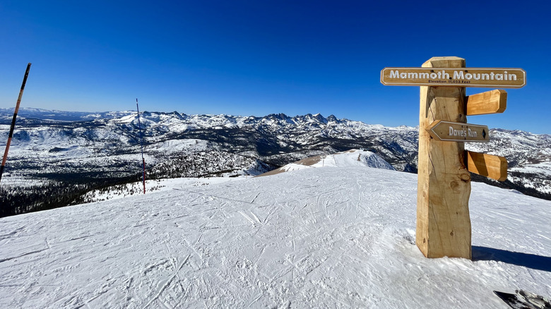 Mammoth Mountain summit ski season in California