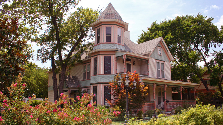 Historical Victorian home in Waxahachie, Texas