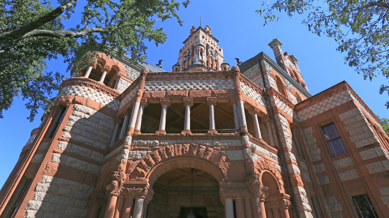 Front of courthouse in Downtown Waxahachie, Texas