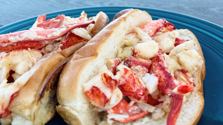 lobster shack lobster roll maine